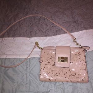 Apt 9 purse